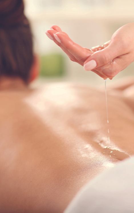 ahorn-hotels-und-resorts-massage-aromaoel